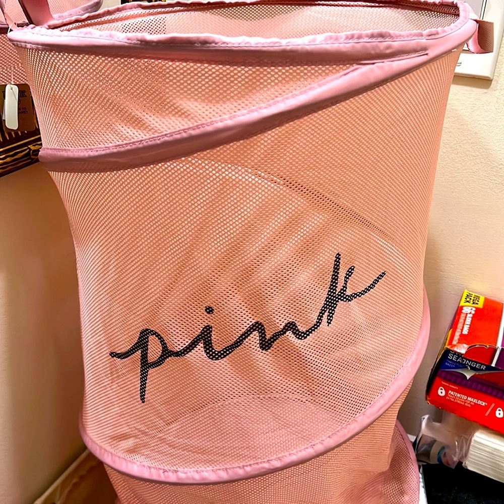 NWT pink Victoria’s foldable hamper